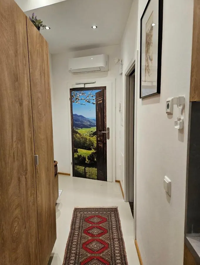 Apartment Caro'S Gartenwohnung Vienna